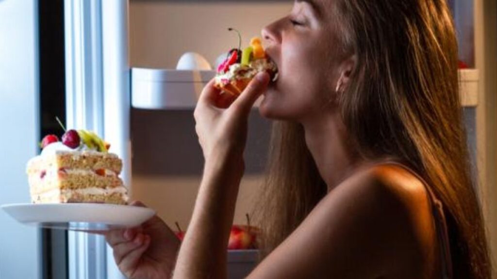 Midnight Cravings: The Ultimate Guide to Late Night Food Adventures